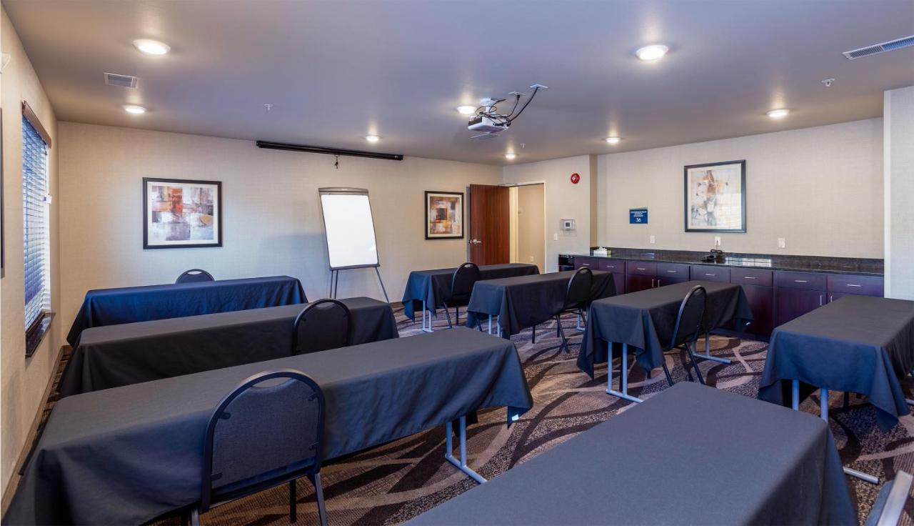 Cobblestone Inn & Suites - Brookville Luaran gambar