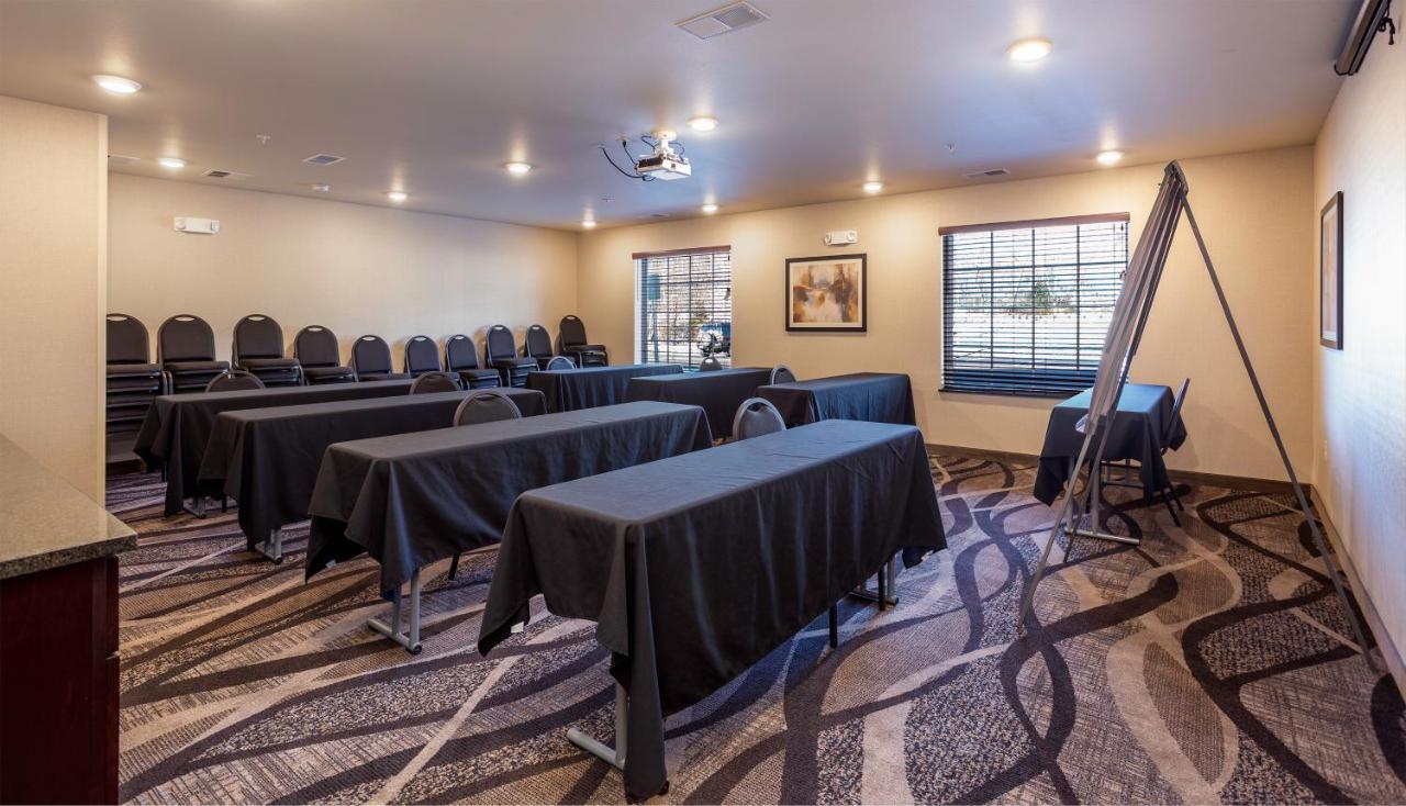 Cobblestone Inn & Suites - Brookville Luaran gambar